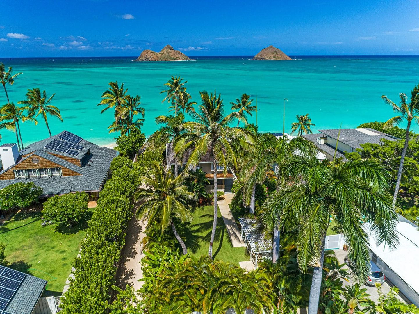 Secluded Beach w/Breathtaking Views and Crystal Clear Waters, Lanikai Seashore! – photo 3