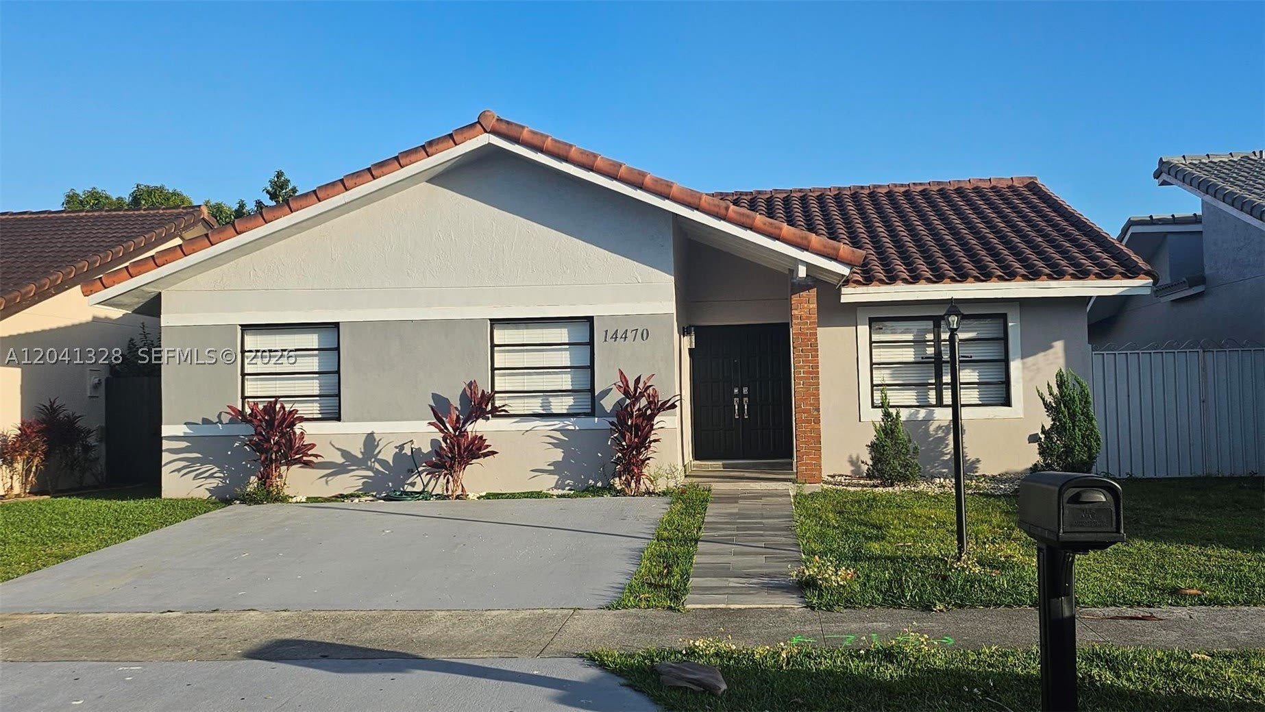 14470 SW 96th Ter – photo 1