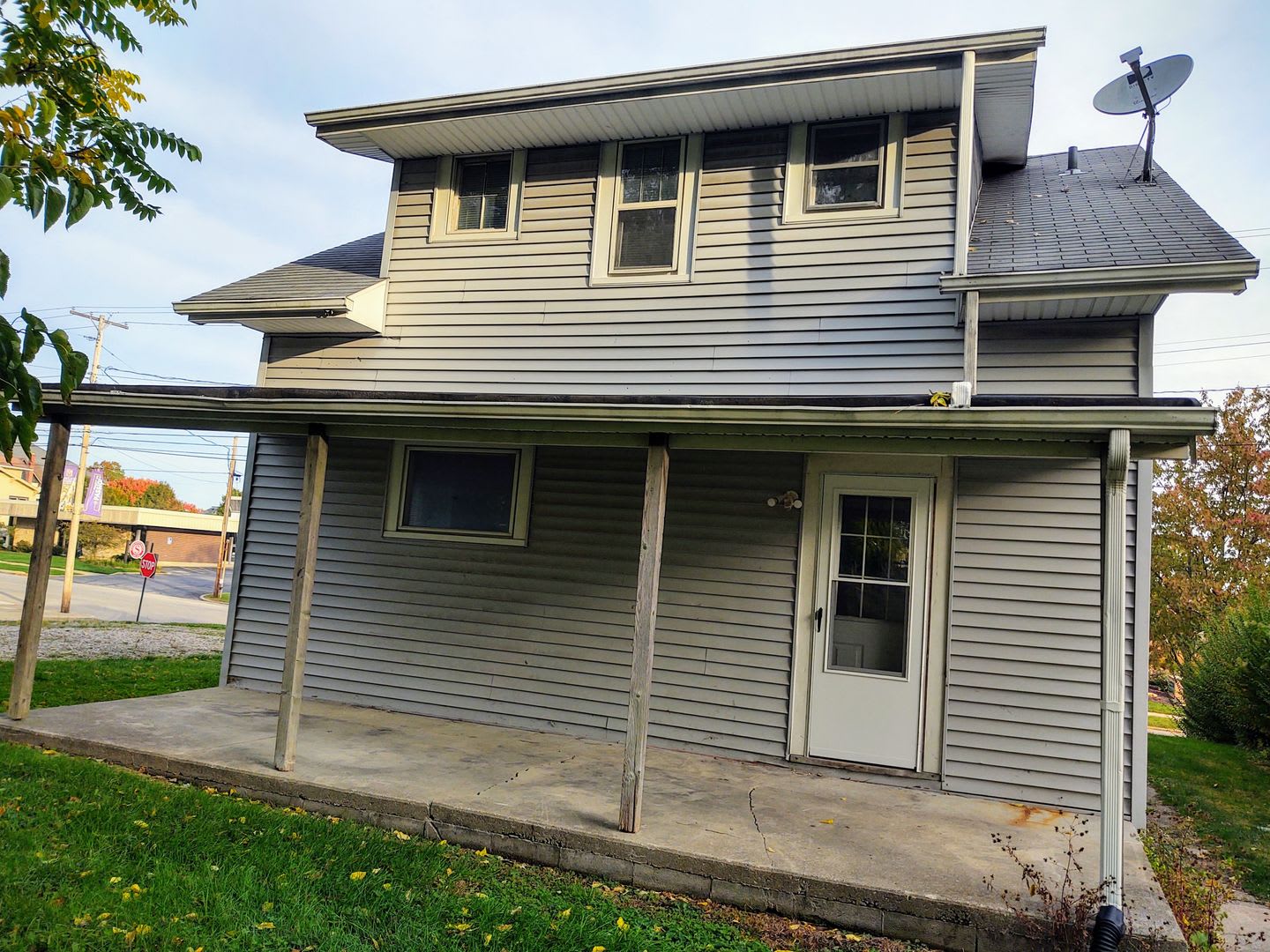 Three Bedroom House – photo 2