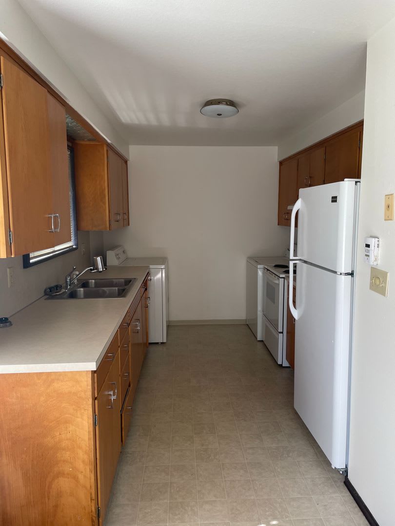 2 Bedroom/ 1 bath duplex – photo 3