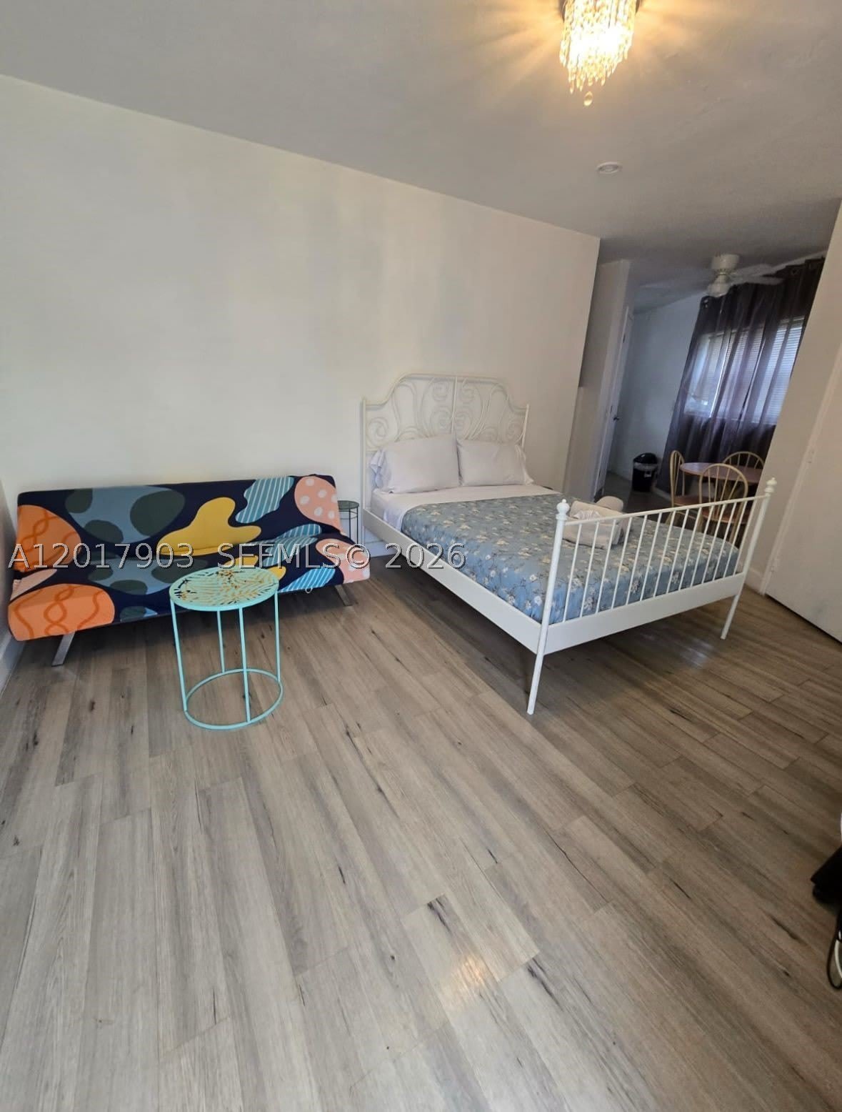 109 SE 9th St – photo 4