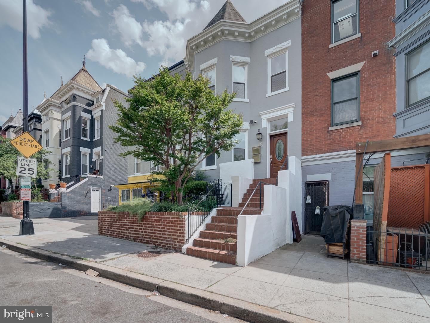 82 T Street NW – photo 4