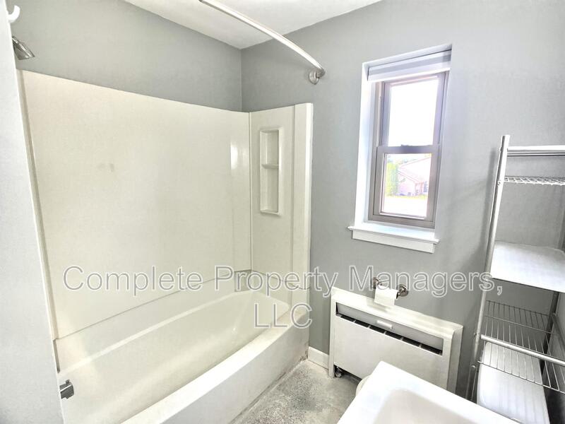 424 Bridge Avenue – photo 4
