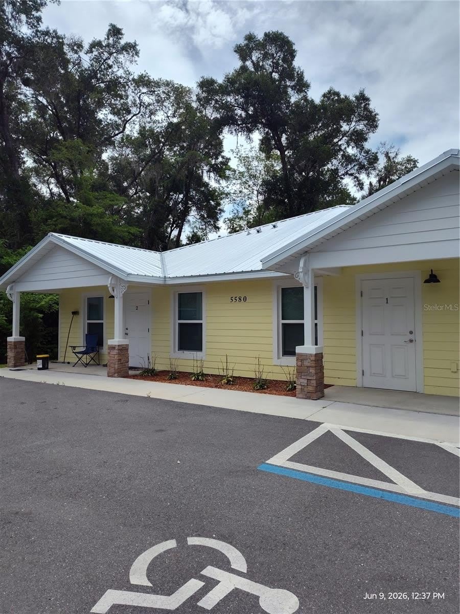 5580 NE 35TH Street – photo 1