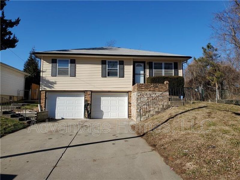 3212 N 68th St – photo 2