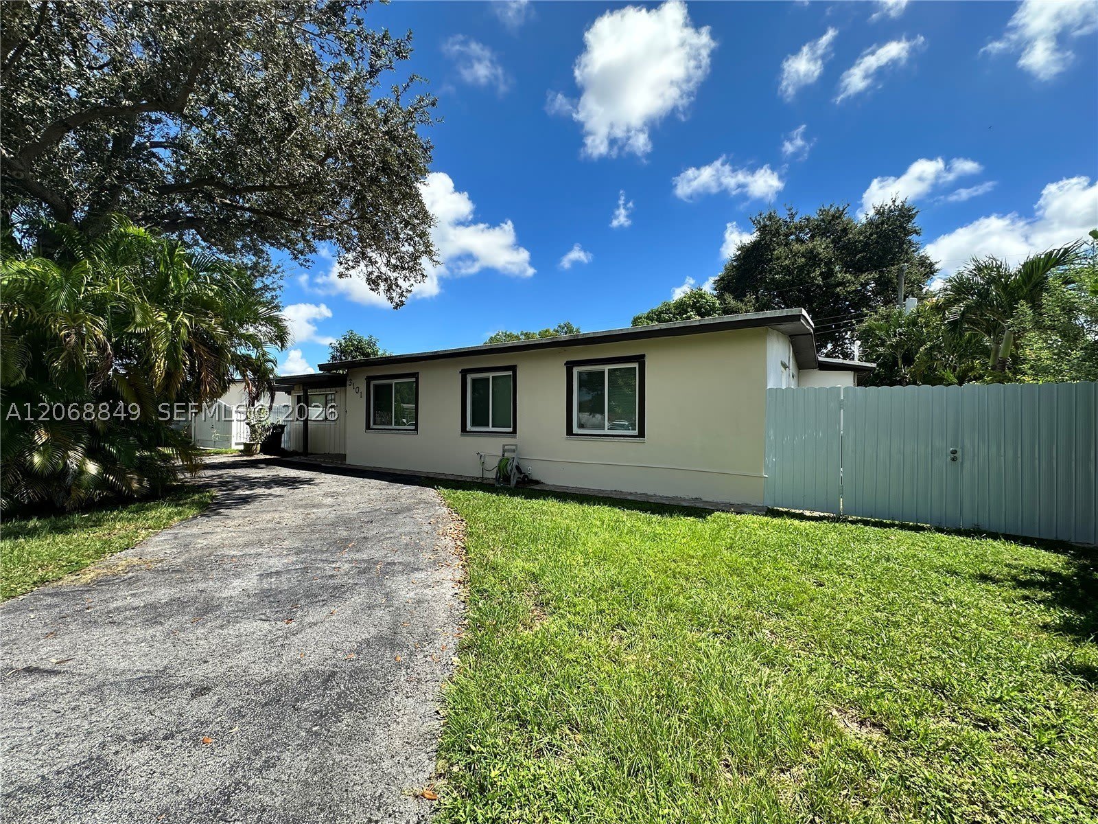 3101 SW 102nd Pl – photo 1