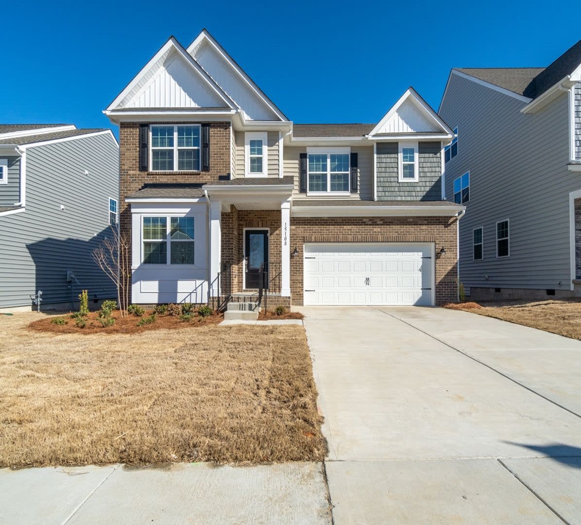 Beautiful Almost New Home with 5 Bedroom & 4.5 Baths – photo 1