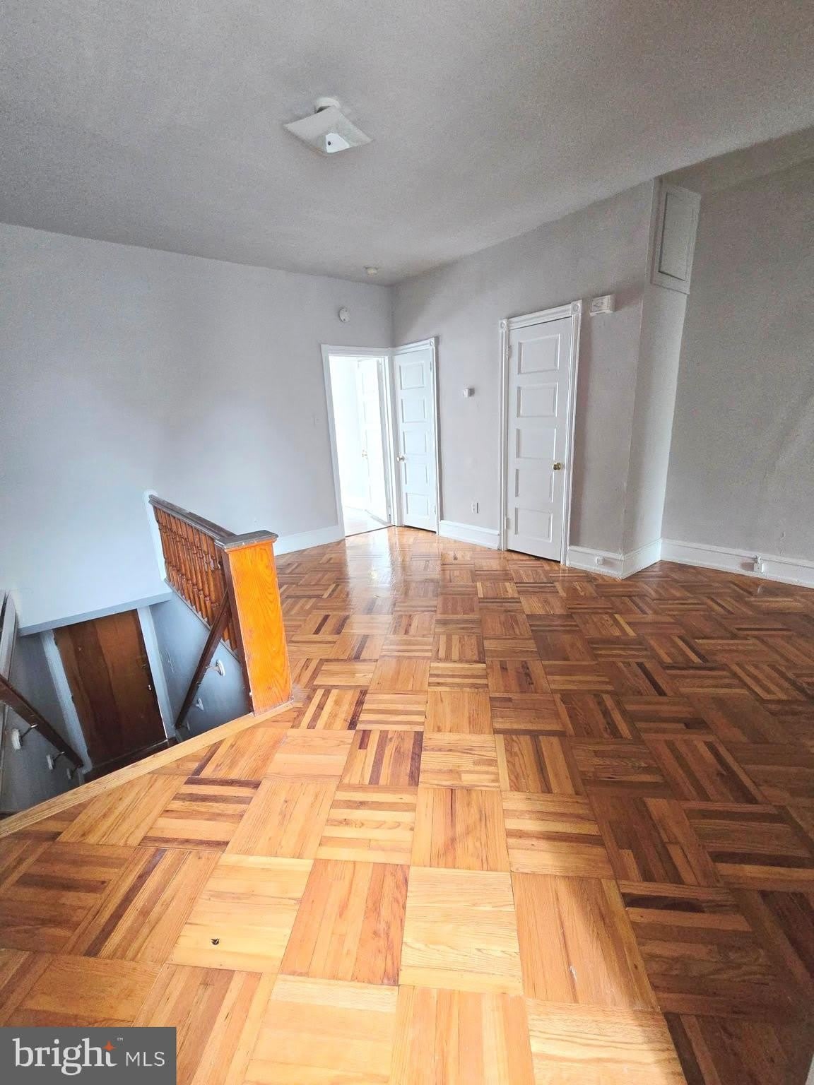 5709 Leonard Street – photo 3