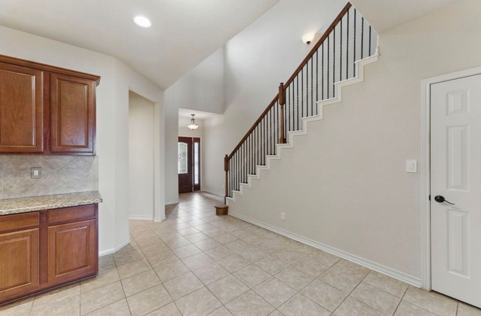 500 Price Drop New On Market – photo 2