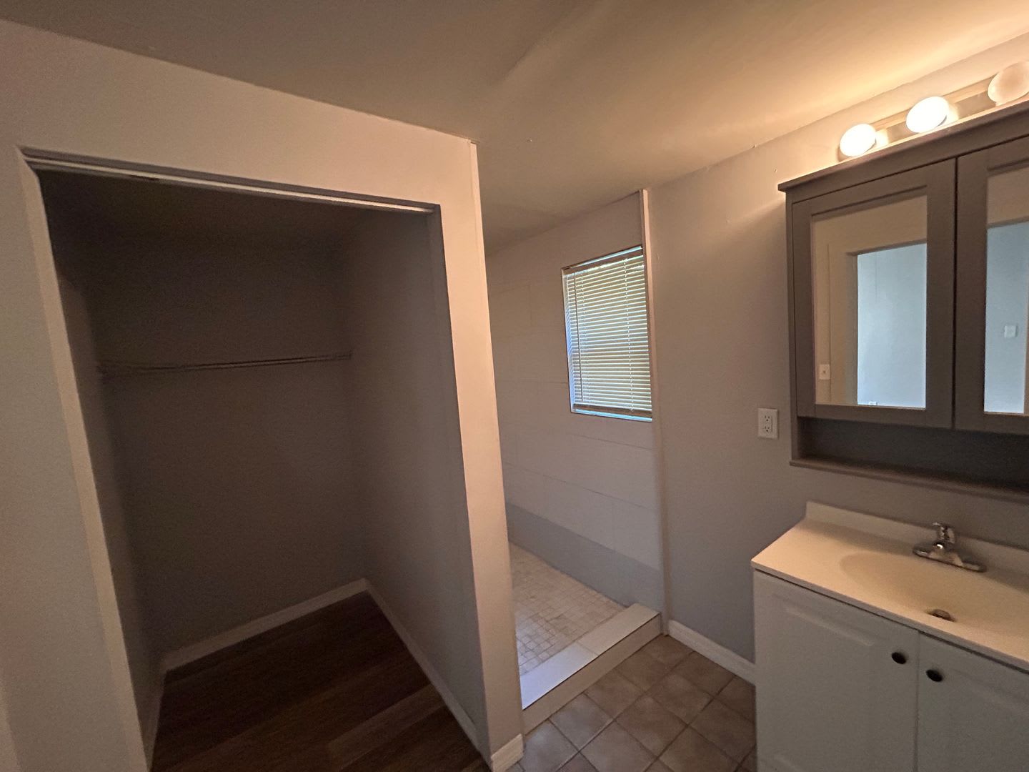 Serene Northside 3/2 For Rent With Bonus/ Flex Room!! – photo 5