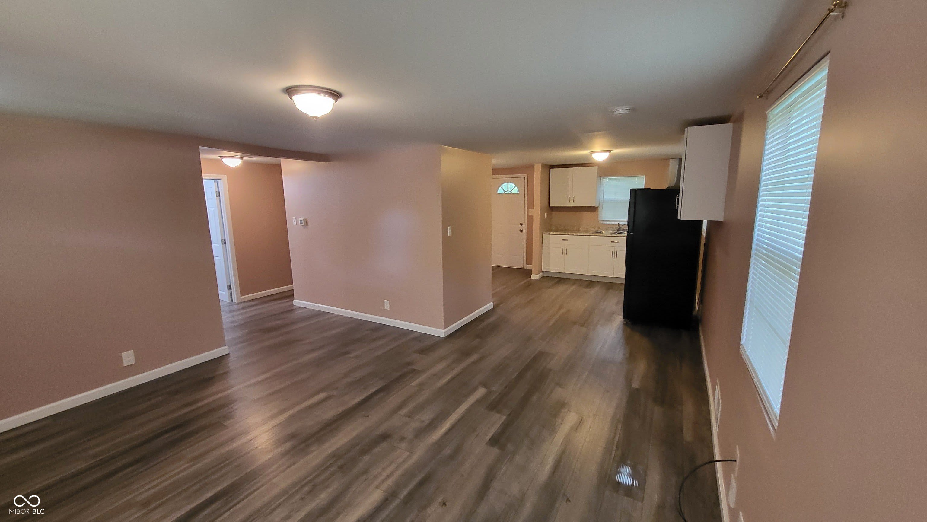 3233 Ralston Avenue – photo 5