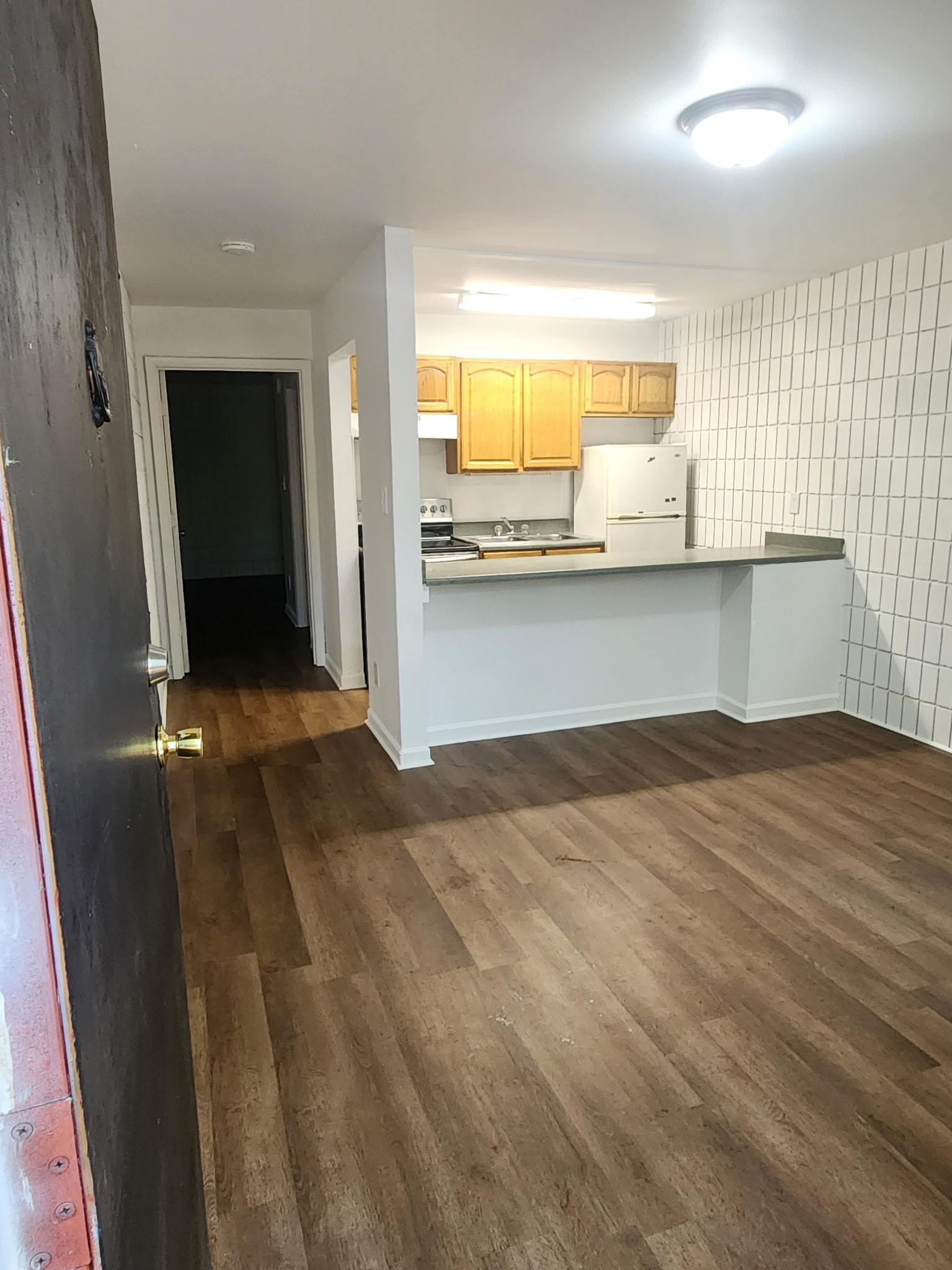 712 W Tyler St – photo 3