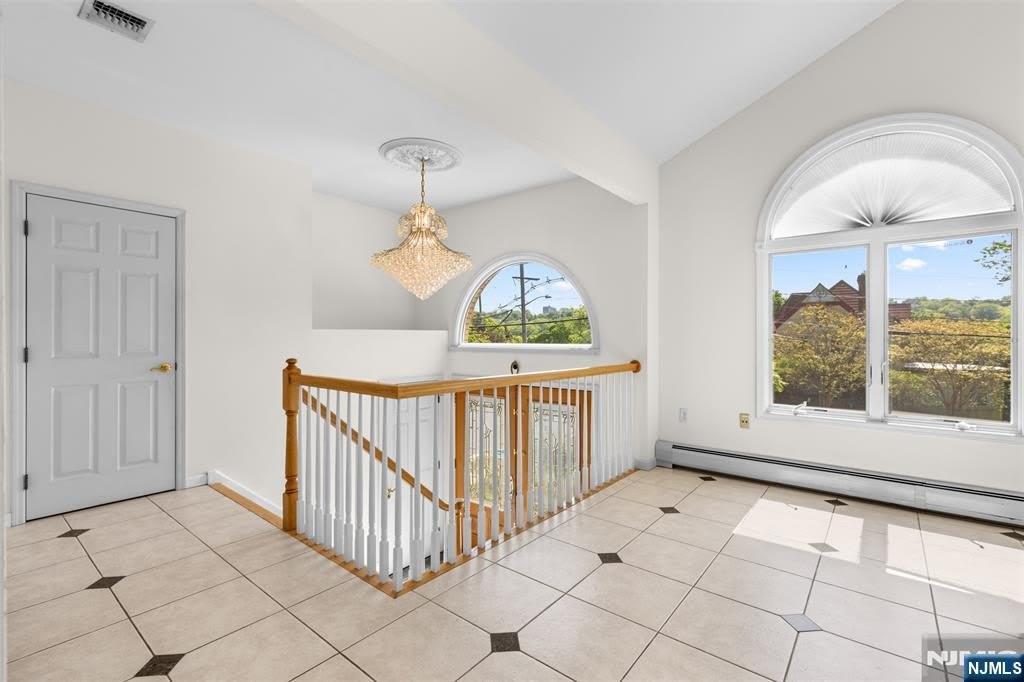 499 Morse Avenue – photo 5