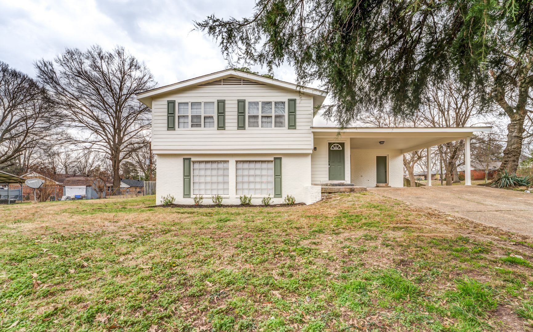 3240 Debby St – photo 1