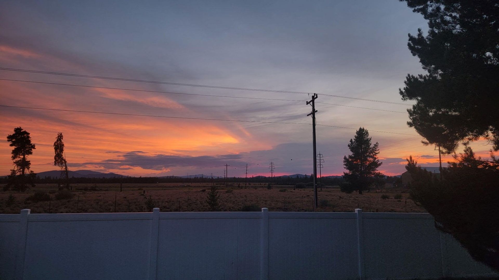 Mountain Views- La Pine – photo 2