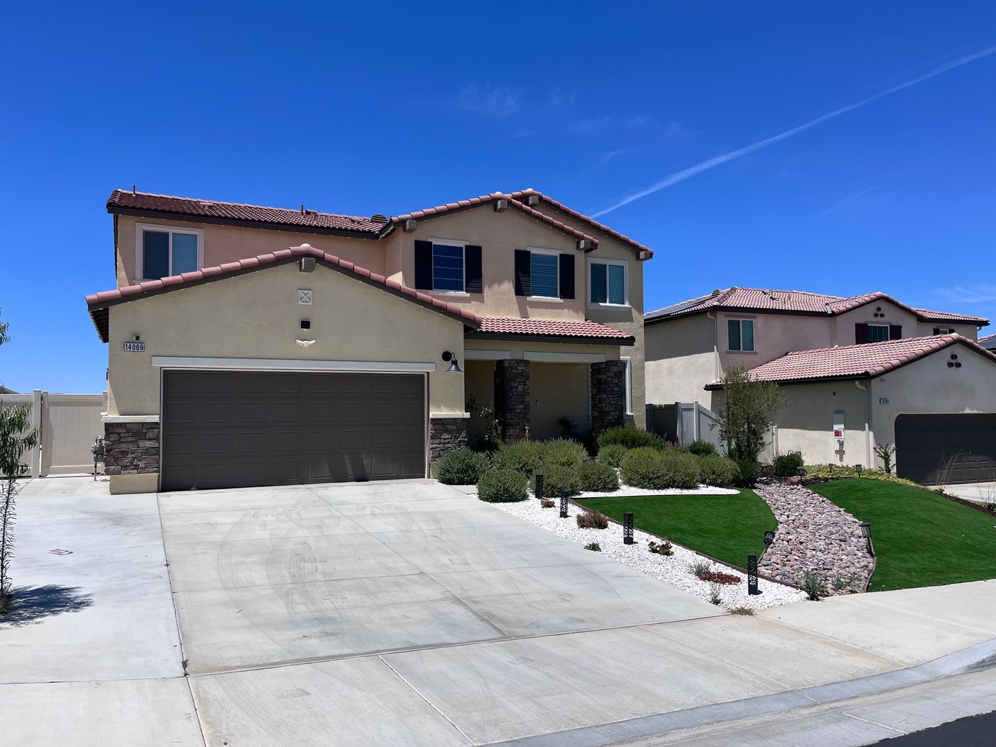 Stunning 4 Bedroom 3 Bath Home – photo 2