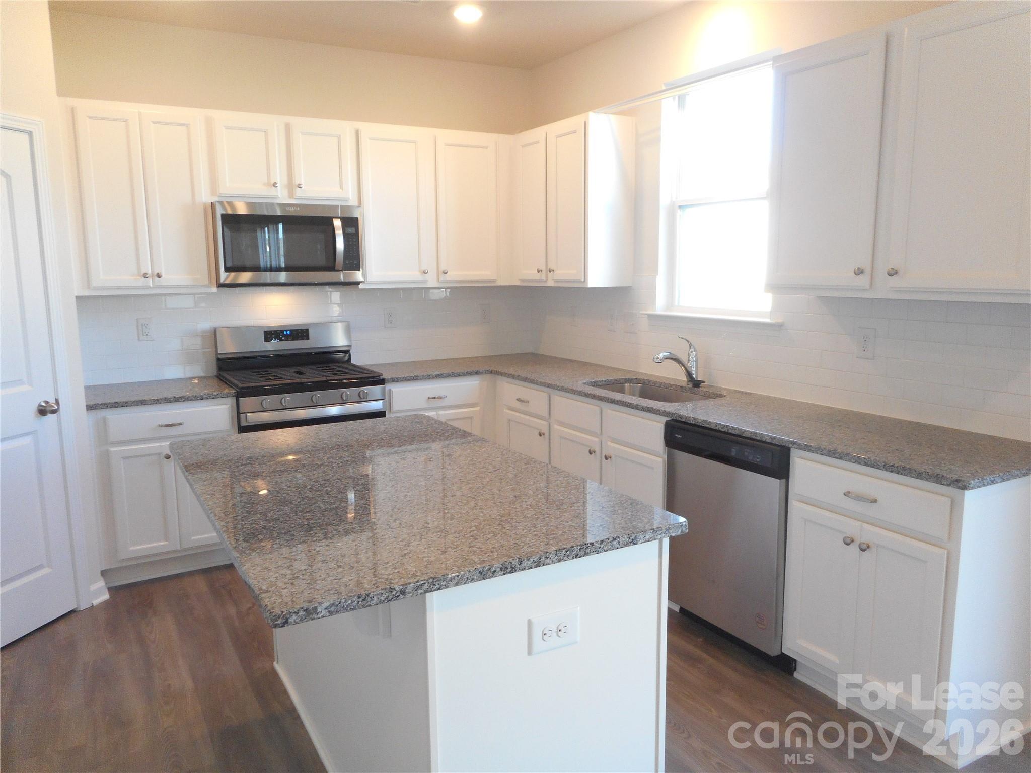 5022 Markfield Ln – photo 3