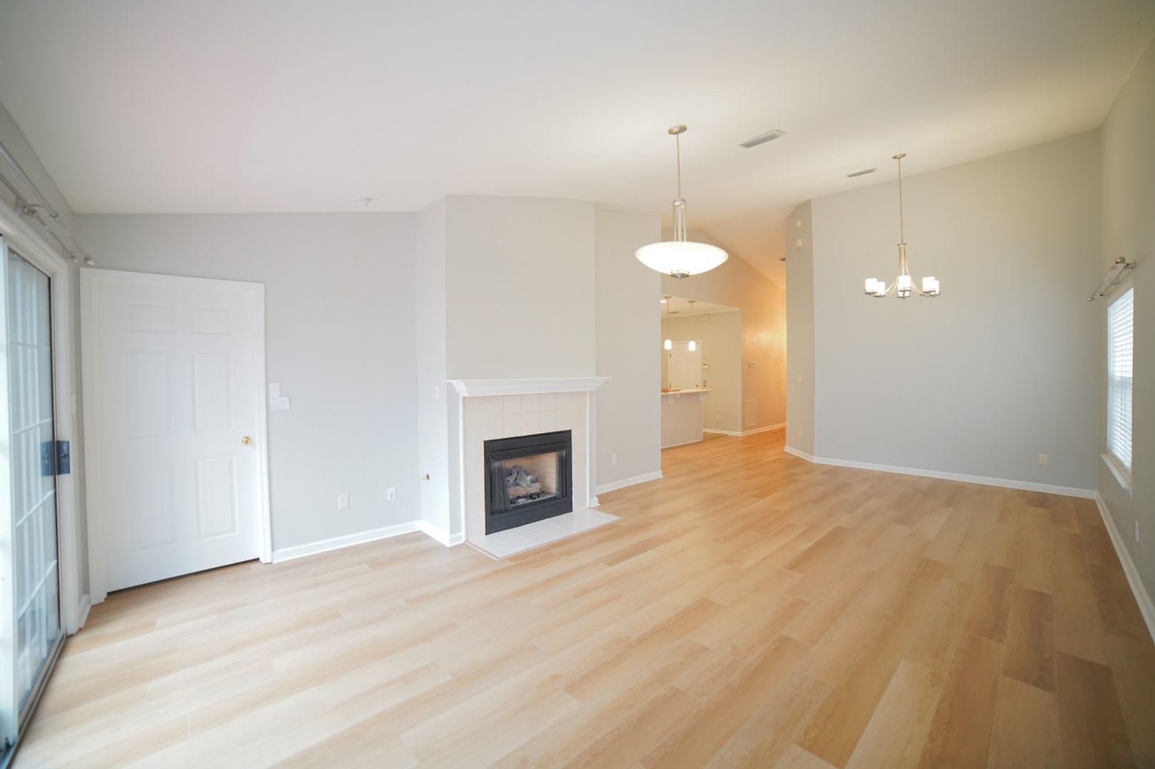 3 Bed 2 Bath Townhome In The Villages At Maclay – photo 3