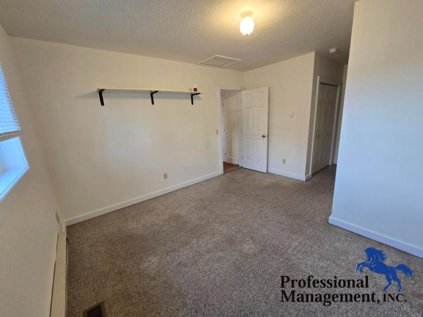110 1 2 S 36Th St – photo 4