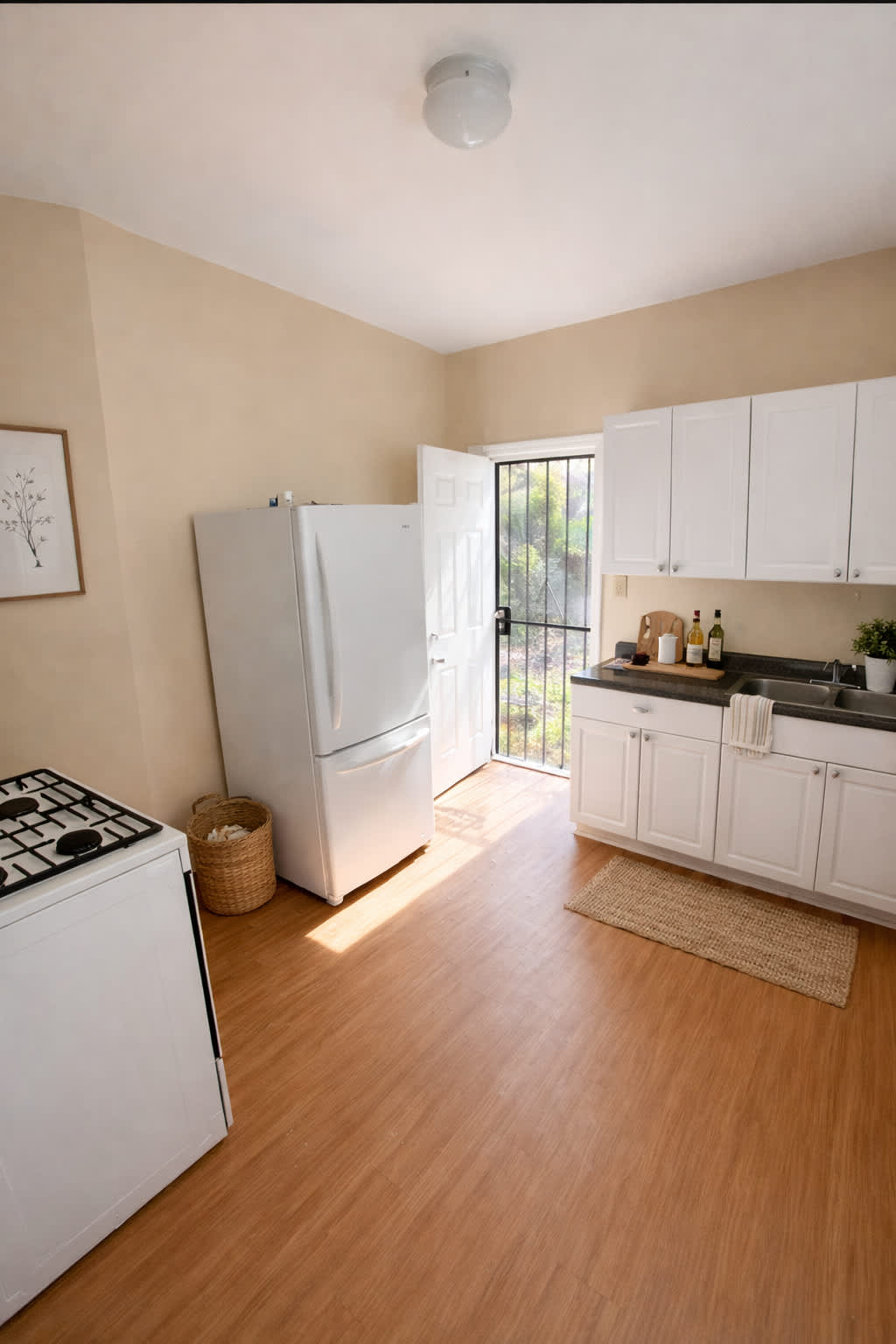 1589 Jackson Avenue – photo 4