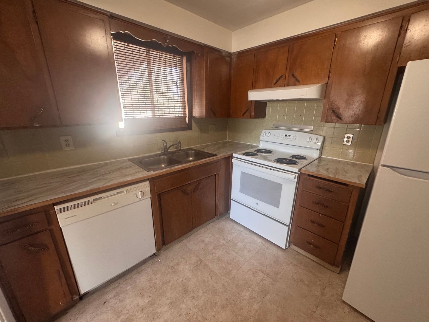 Welcoming 3 Bed, 1 Bath Home in Spokane *SPECIAL: $500 OFF!* – photo 5