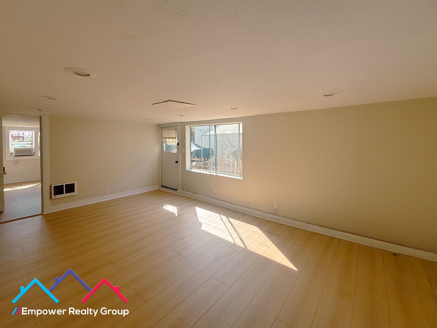 East End Alameda 1 Bedroom 1 Bath Close to Downtown – photo 4