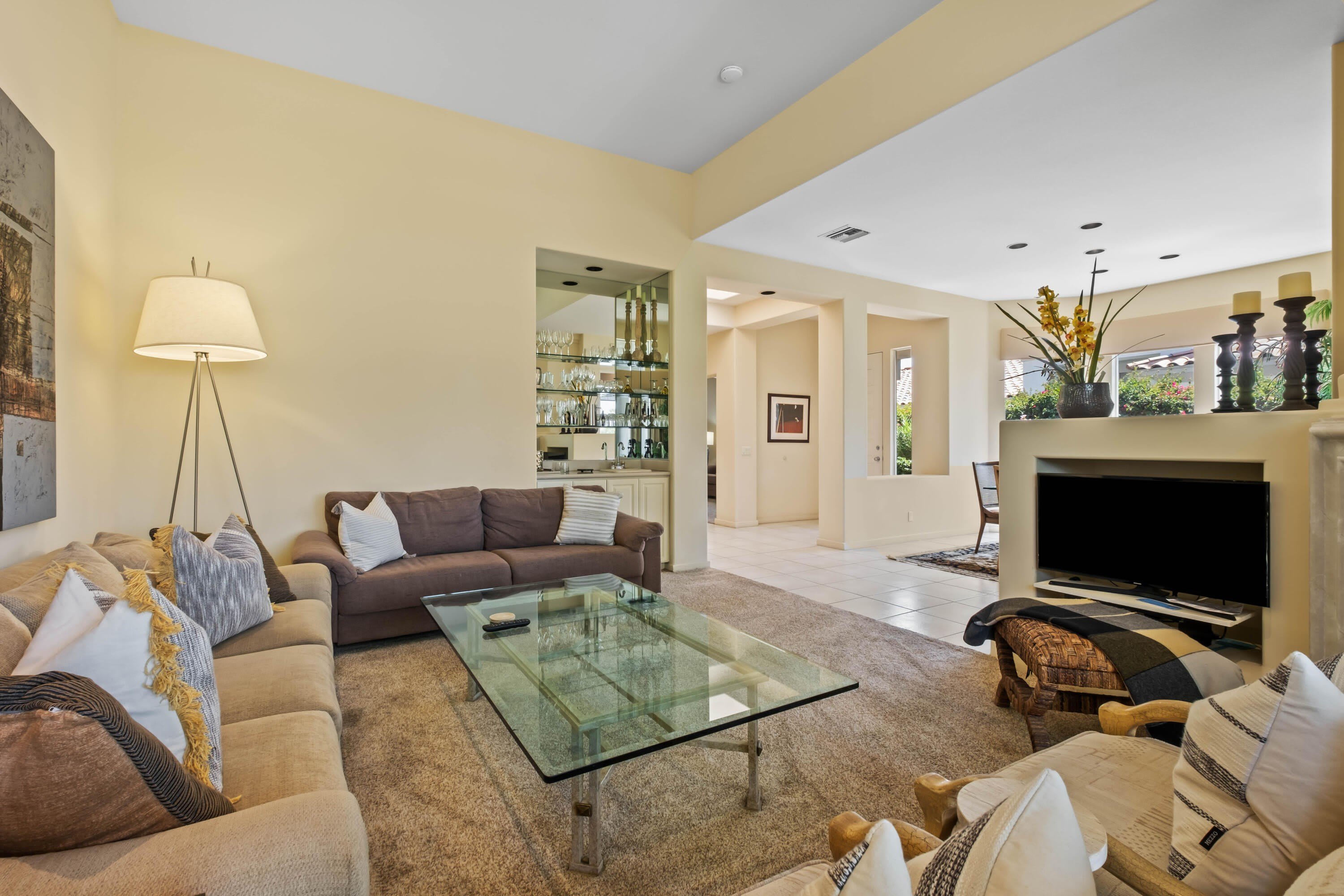461 Desert Holly Drive – photo 4