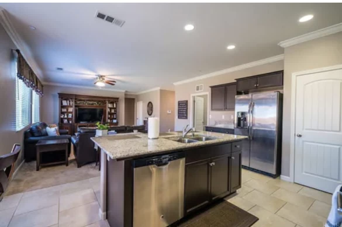 1164 West Muir Way – photo 5