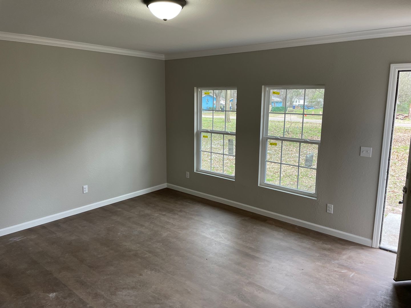 Remodeled 3 Bedroom Home, Everything Is New! – photo 4