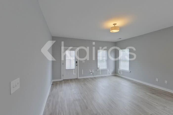 520 White Oak Circle – photo 4