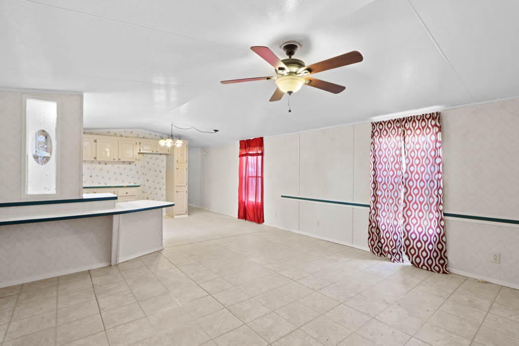 505 Ricky Zelt Drive – photo 5
