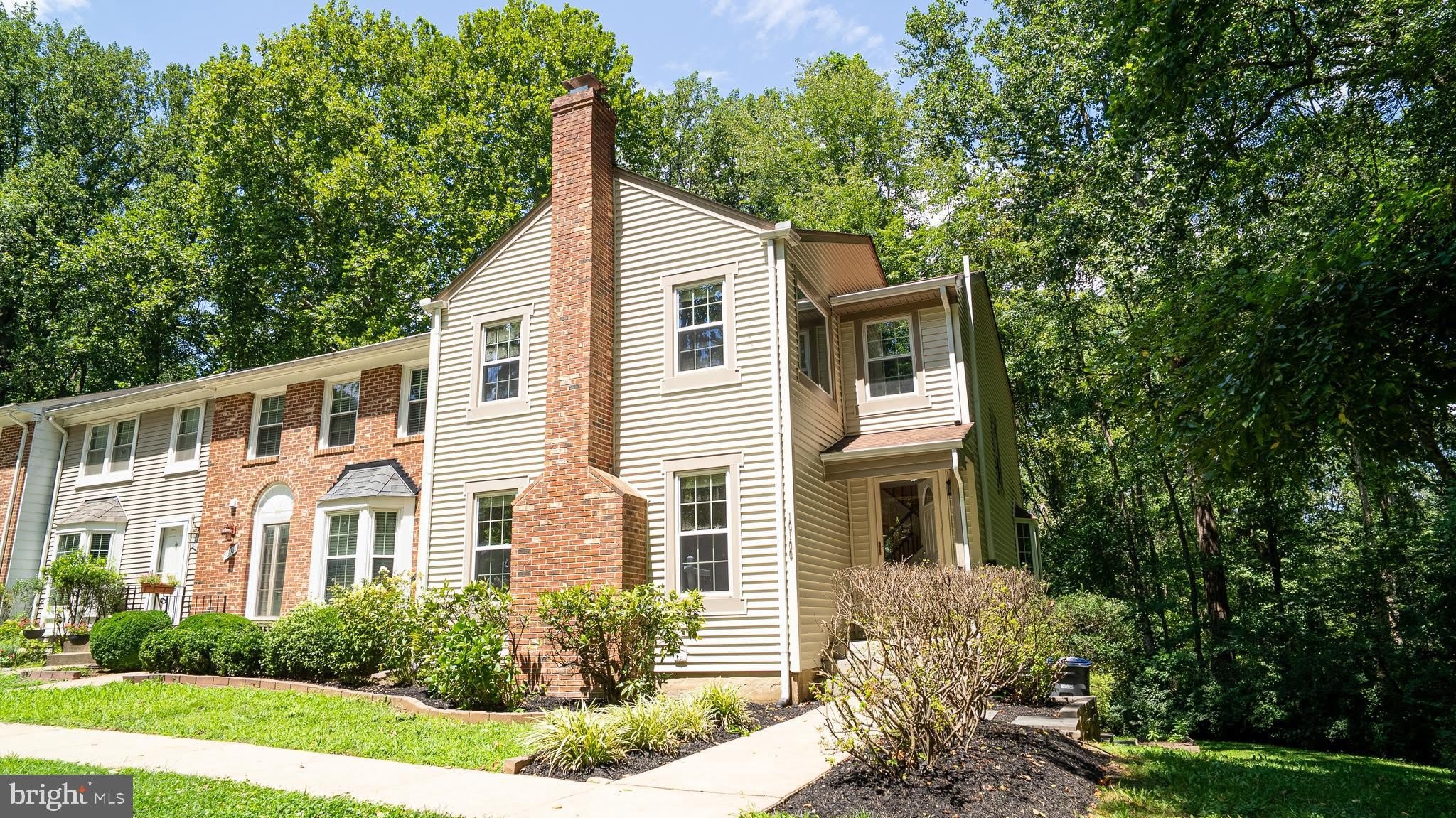 10100 WALNUT WOOD Court – photo 1