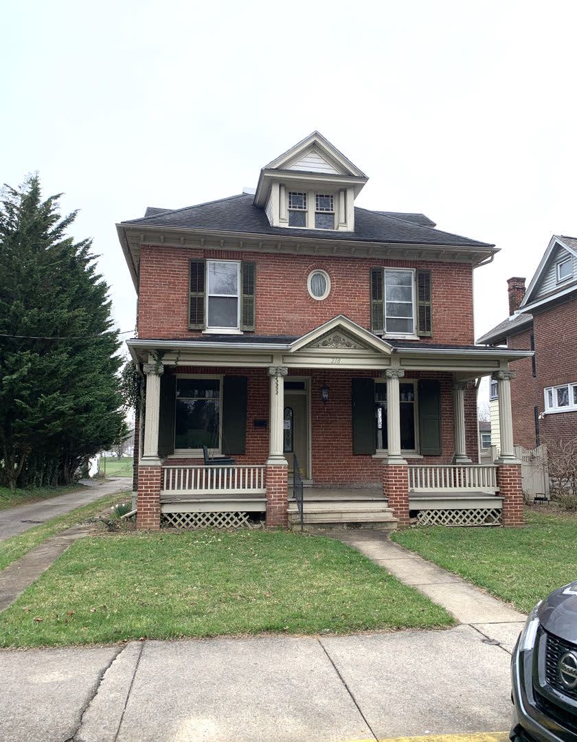 CURRENTLY LEASED UNTIL 8/31/2026 – photo 2