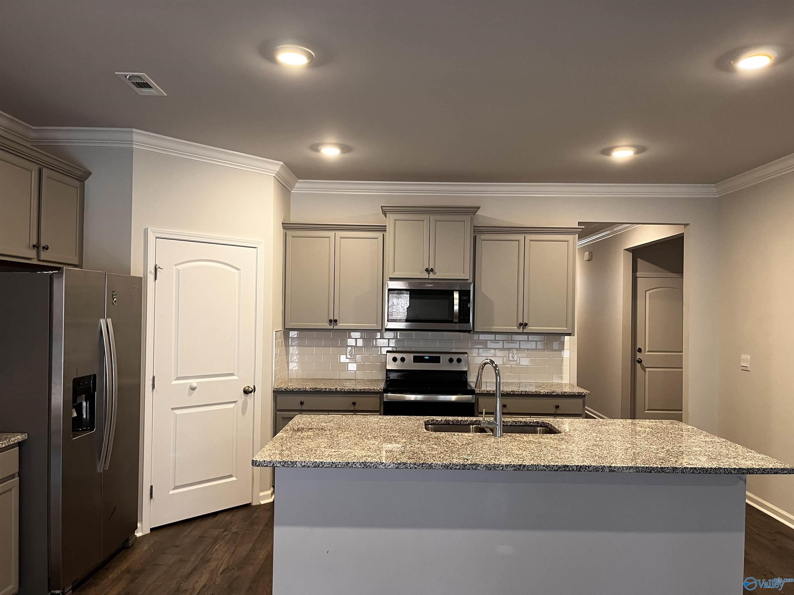 109 High Leaf Drive – photo 3