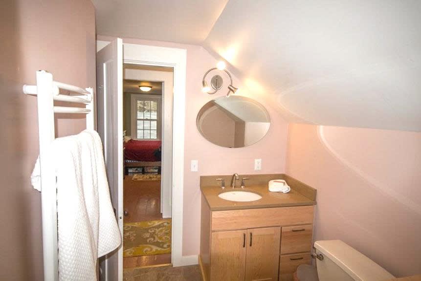 12 West Pelham Road – photo 3