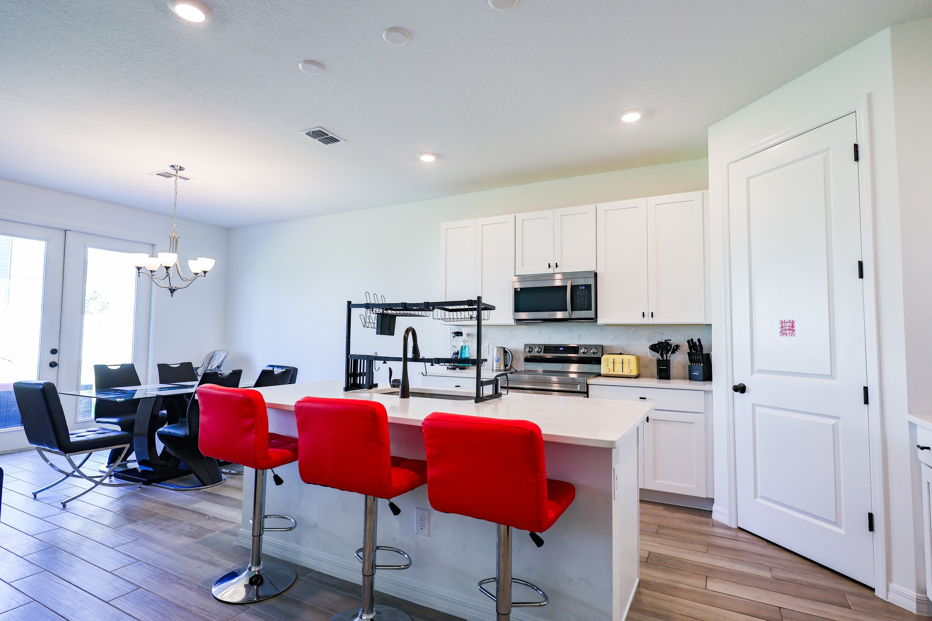 2318 Lancashire Street – photo 5