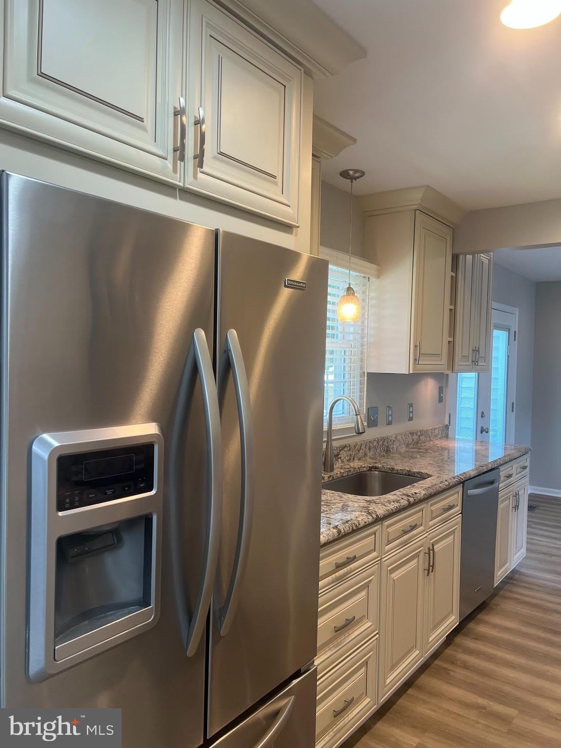 6531 PALISADES Drive – photo 5