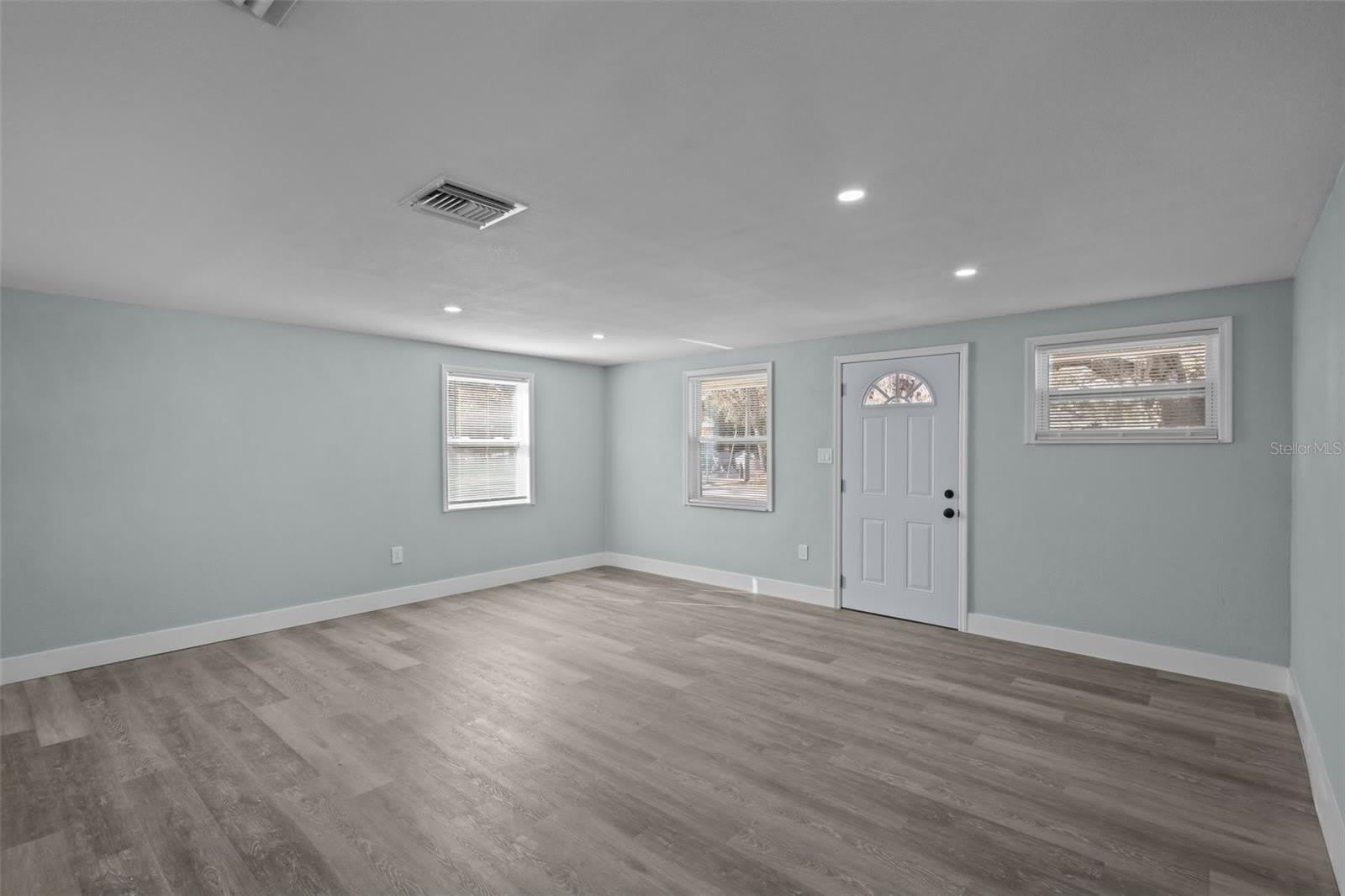 1682 WILMAR Avenue – photo 5