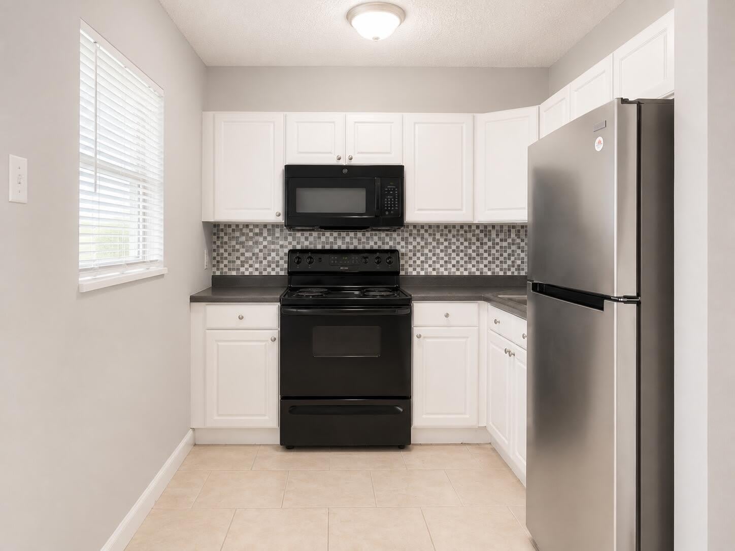 181 NW 42nd Street – photo 3
