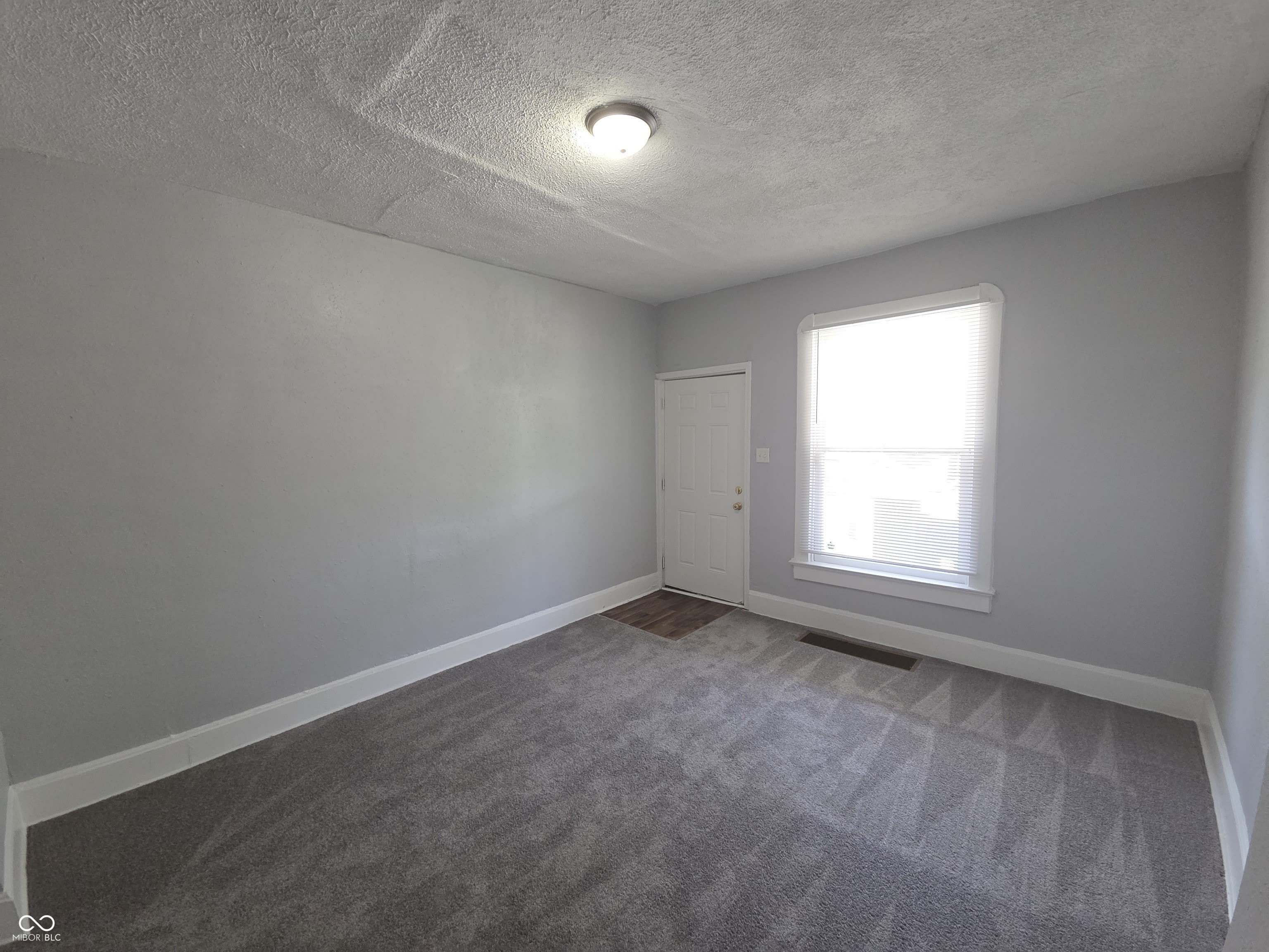 516 W 28th Street – photo 4