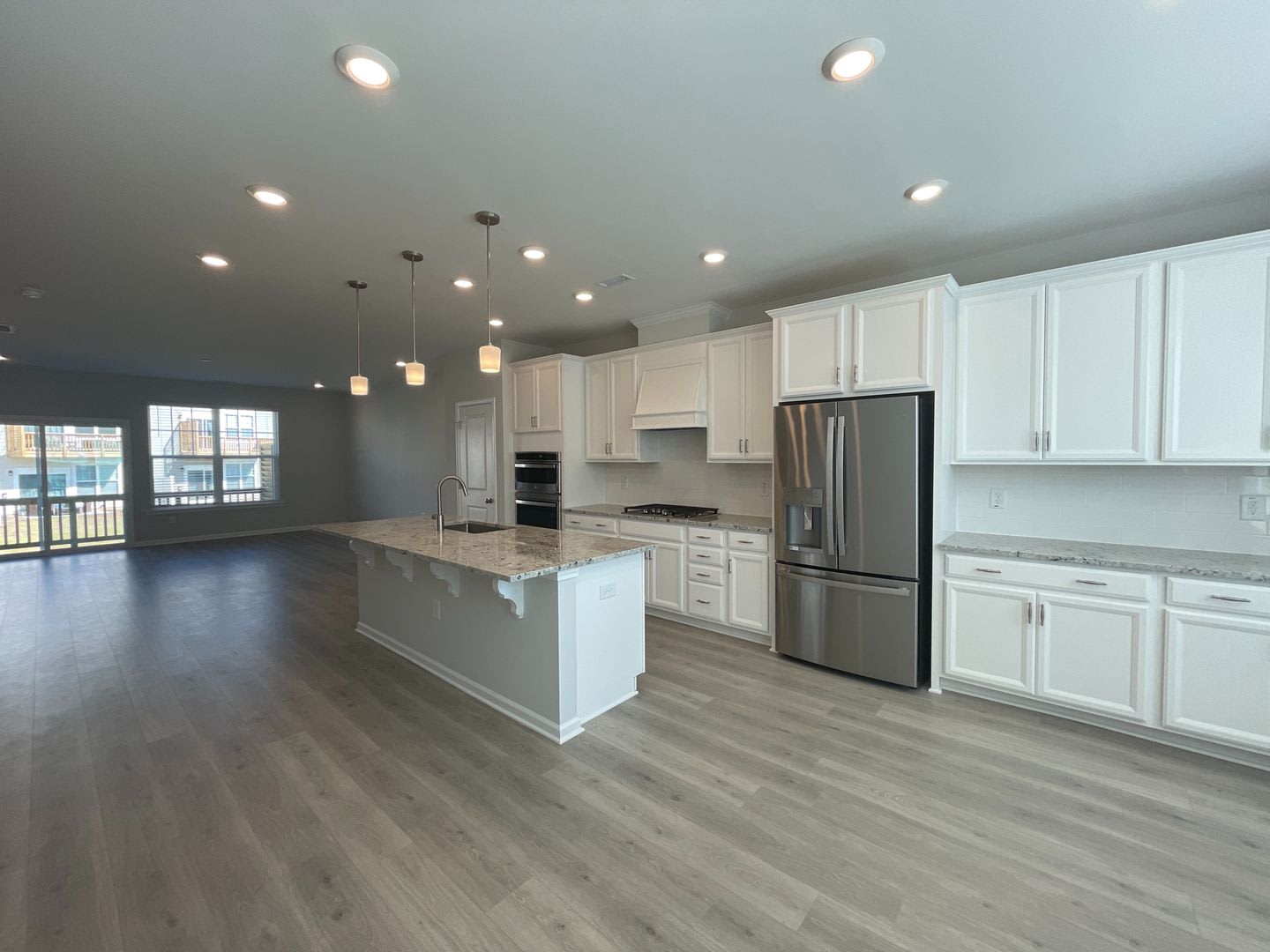 Room in 4 Bedroom Townhome at Austin Falls Sta – photo 2