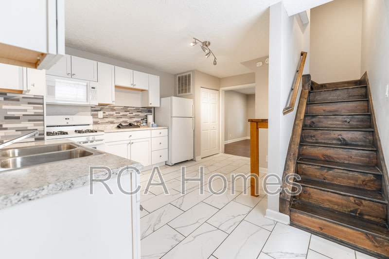 1027 Saint Paul Street – photo 2