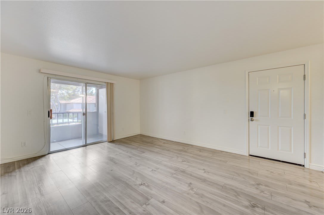 2606 S Durango Drive – photo 2