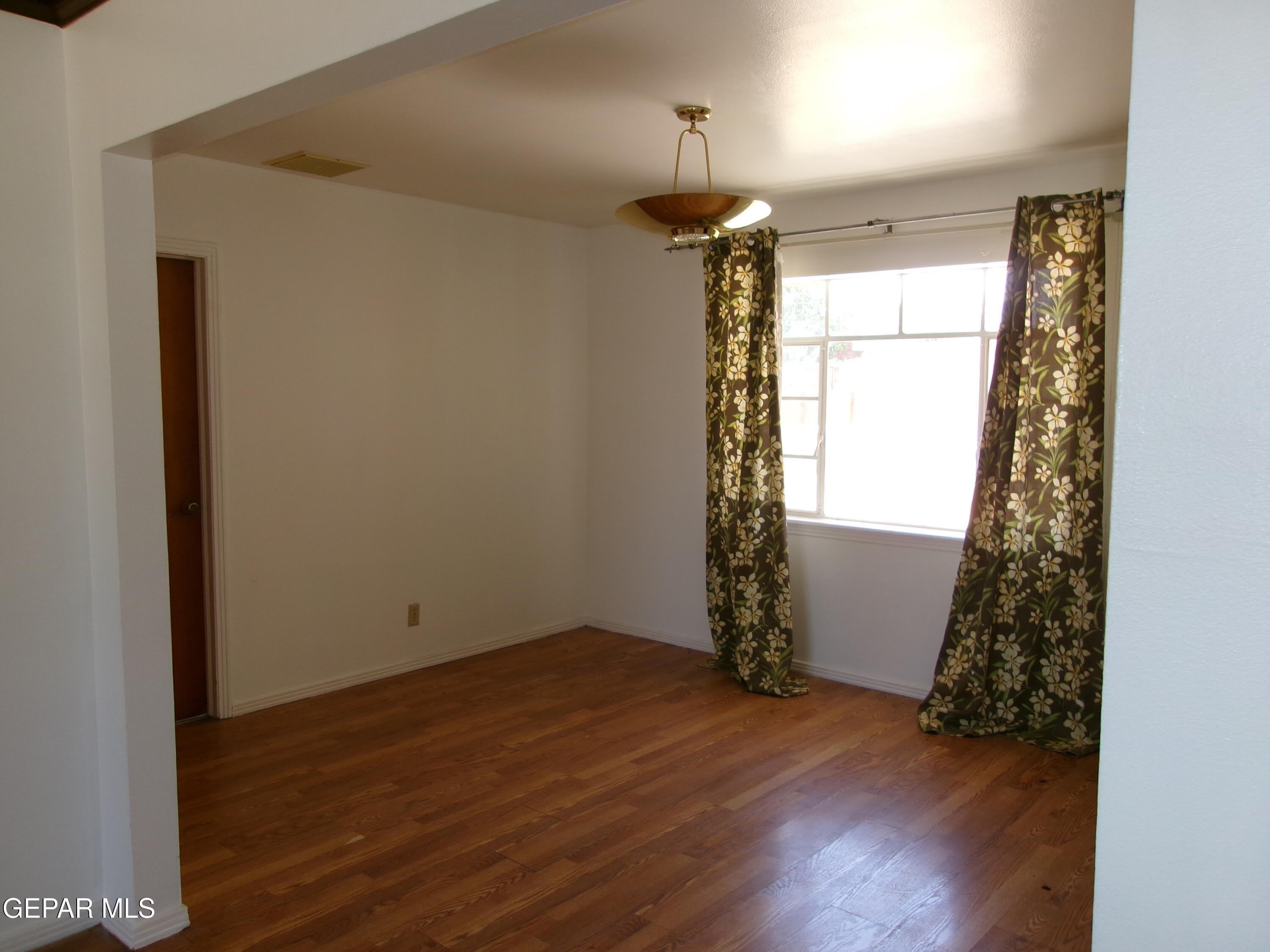 3500 OLYMPIC Avenue – photo 3
