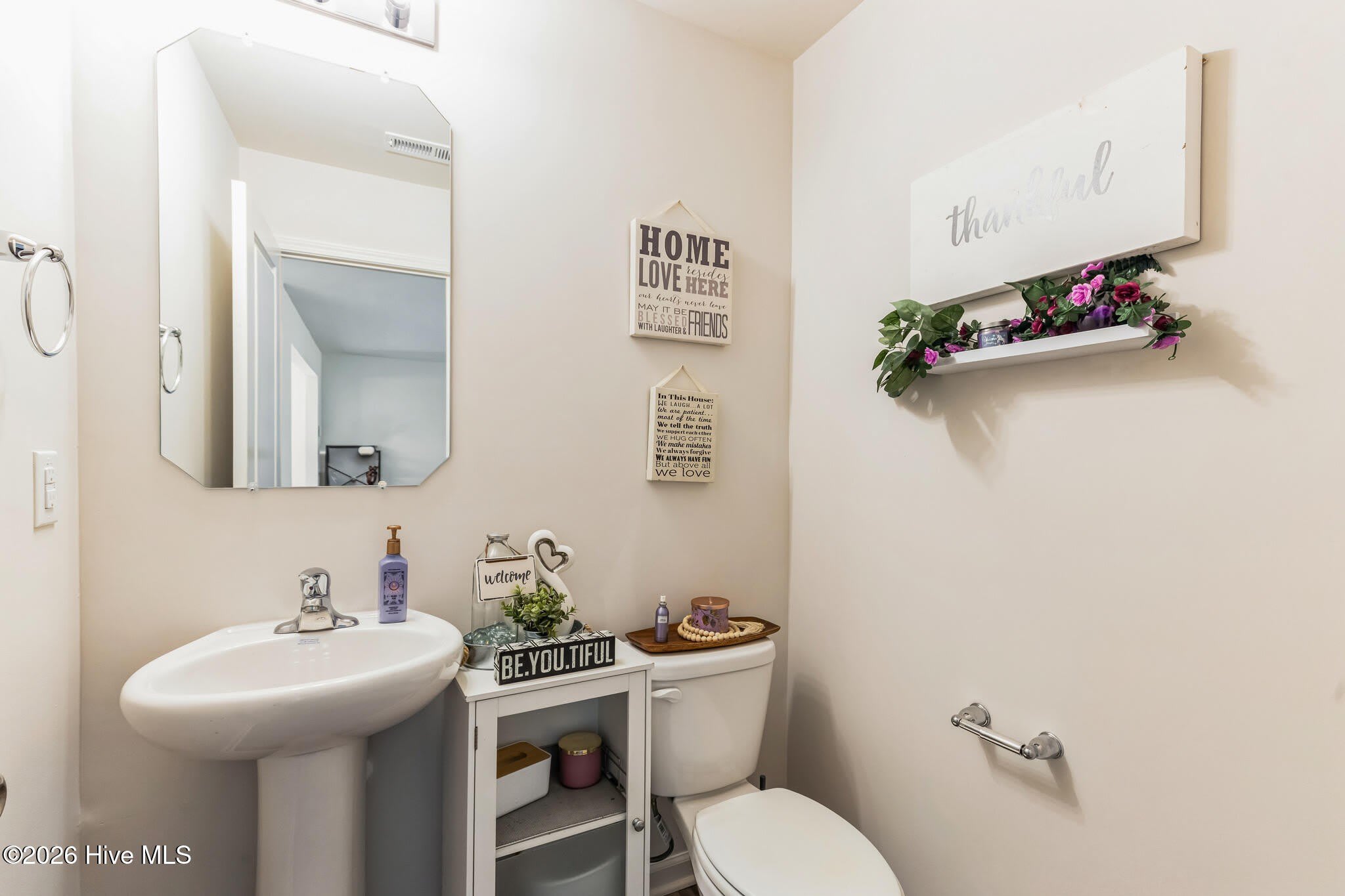1253 Manor Drive – photo 5
