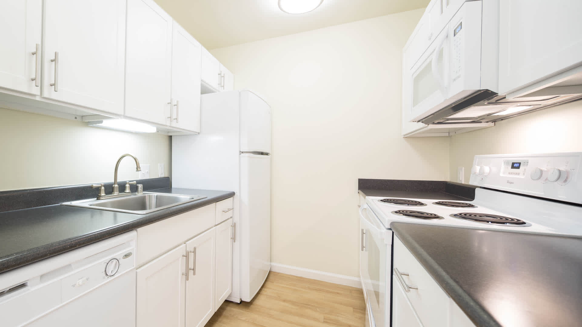 55 West 5Th Avenue – photo 5