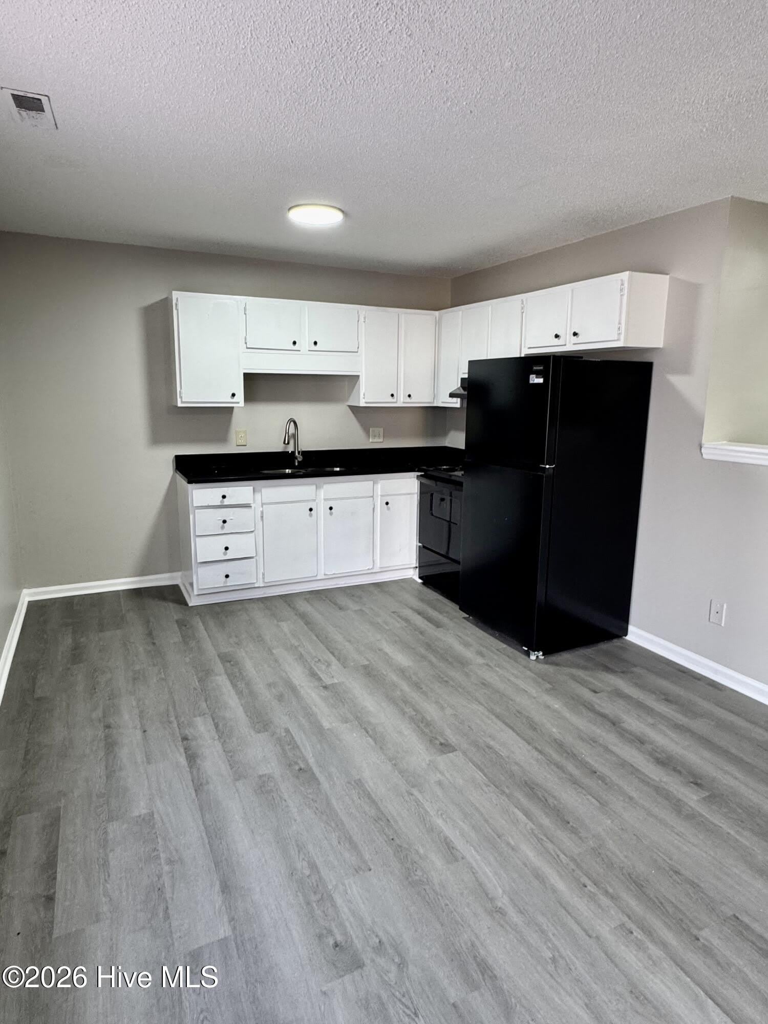 3209 Summer Place – photo 2