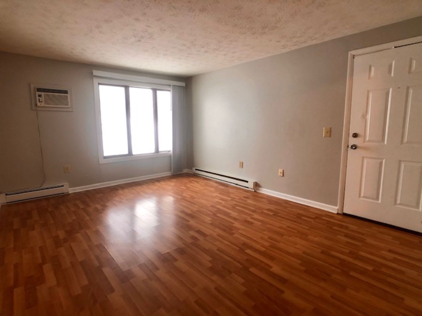 NORWALK – photo 3