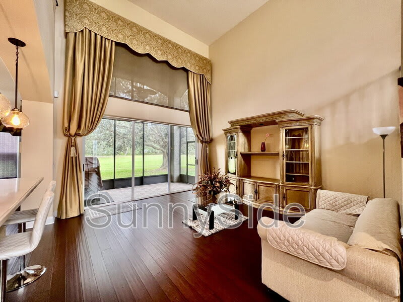 1565 The Oaks Blvd – photo 1