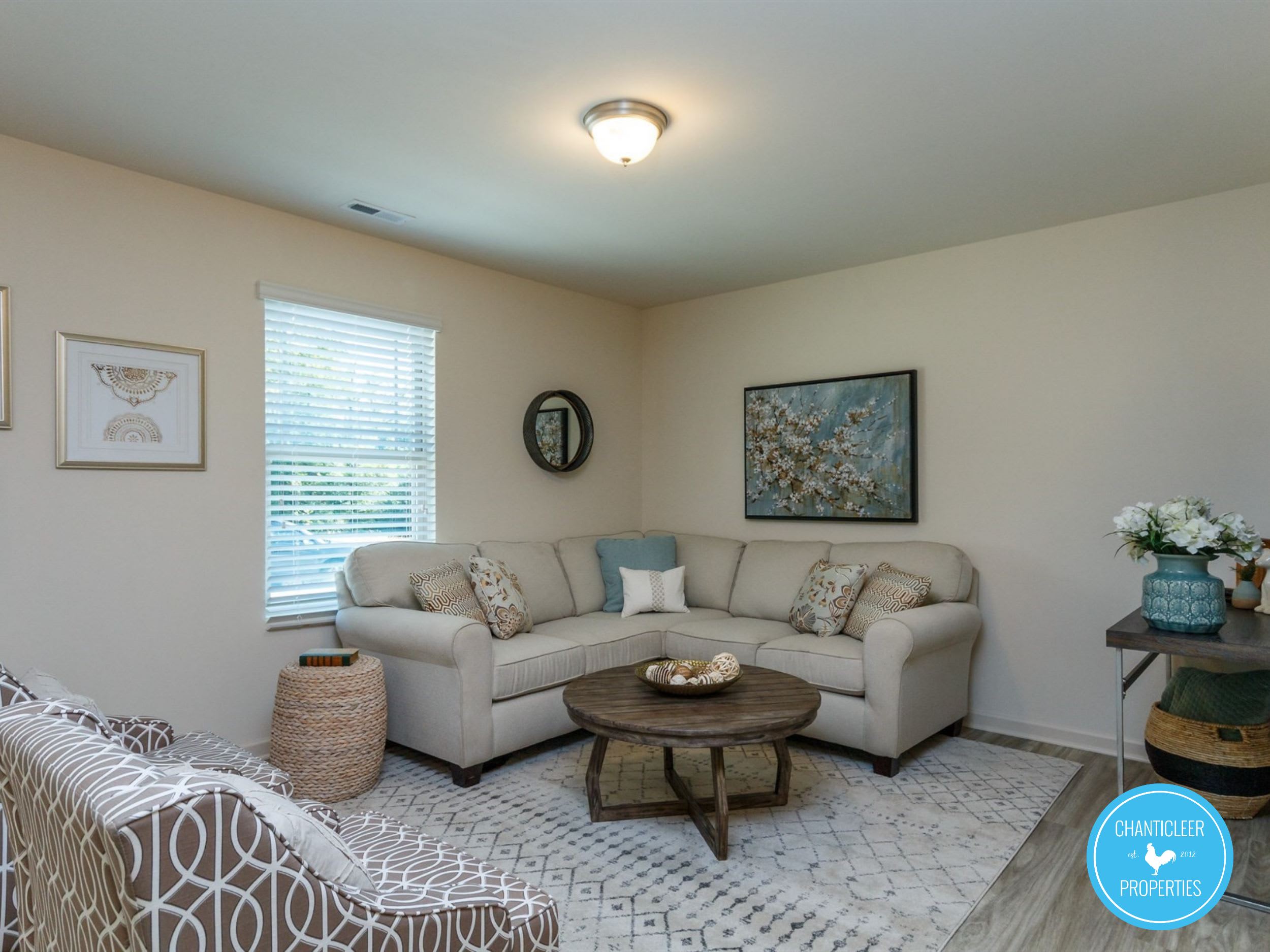 526 Hobkirks Pl – photo 3